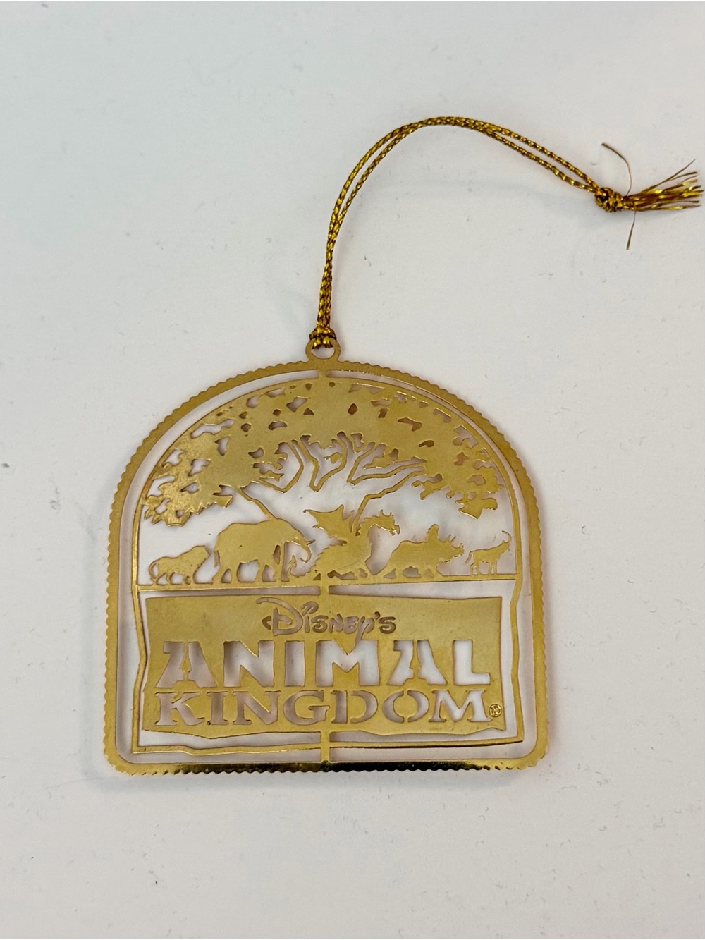 DISNEY'S ANIMAL KINGDOM TREE OF LIFE THEME PARK‎ SAFARI GOLD LASER CUT ORNAMENT